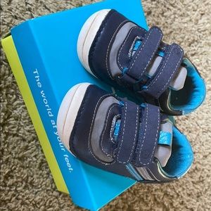 Sole Play toddler sneaker